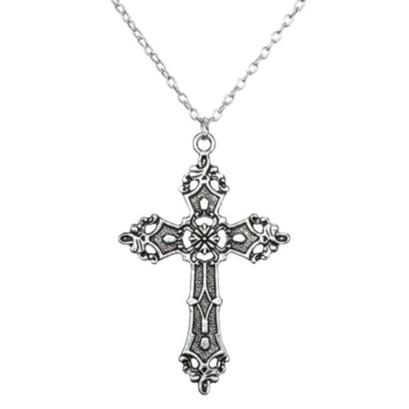 Jewelry - Ornate Cross Pendant Necklace Silver